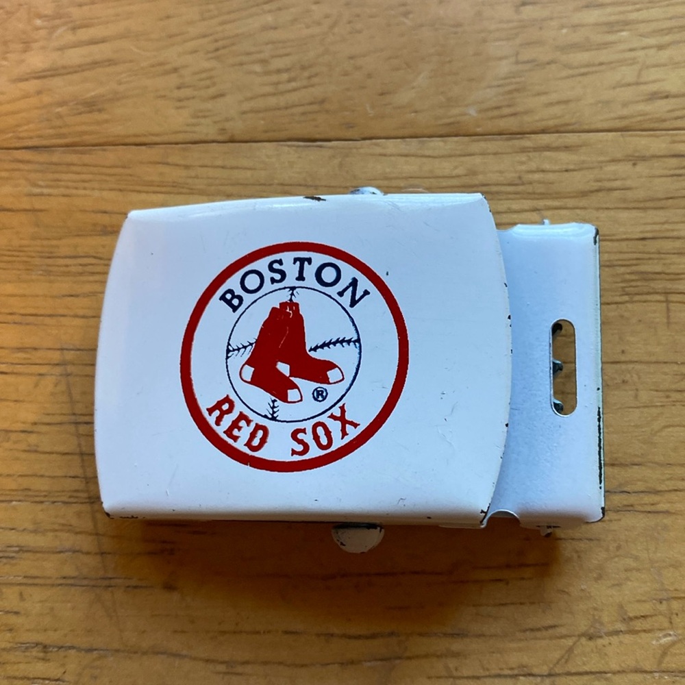 BOSTON RED SOX LOGO BELT BUCKLE GREAT AMERICAN, PEWTER/ENAMEL pre-owned